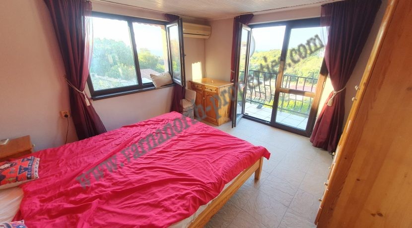 villa 8