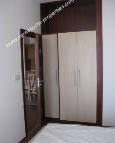 c658905_a10