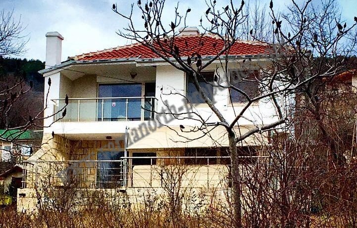 villa with sea view in Balchik