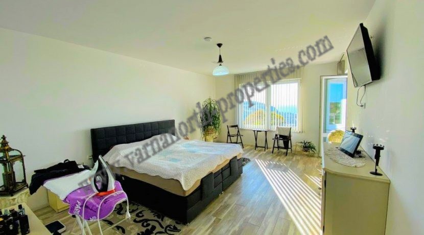 Beautiful-sea-view-villa-in-Balchik-24