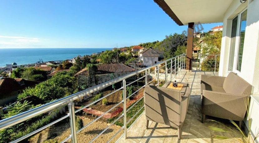 Beautiful-sea-view-villa-in-Balchik-26