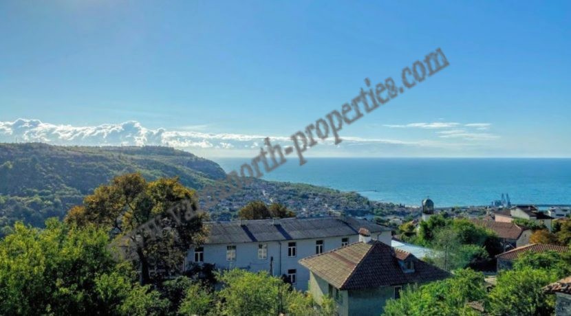 Beautiful-sea-view-villa-in-Balchik-31