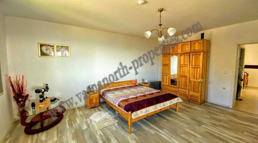 Beautiful-sea-view-villa-in-Balchik-38