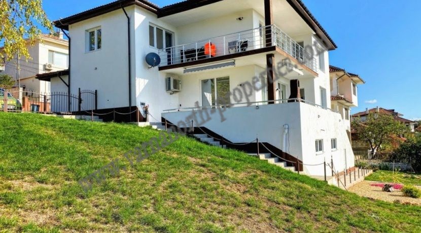 Beautiful-sea-view-villa-in-Balchik-46