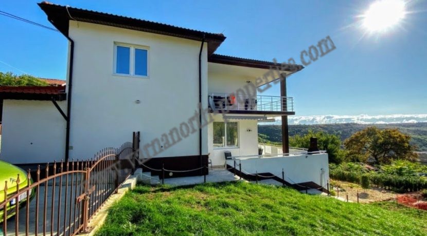 Beautiful-sea-view-villa-in-Balchik-47