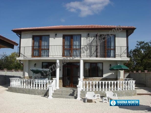 Two-storey house – Bezvoditsa village